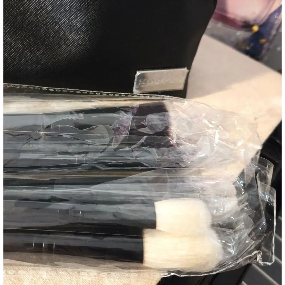 Brand New - Morphe Brush Set/Jeffree Star Beauty Bundle